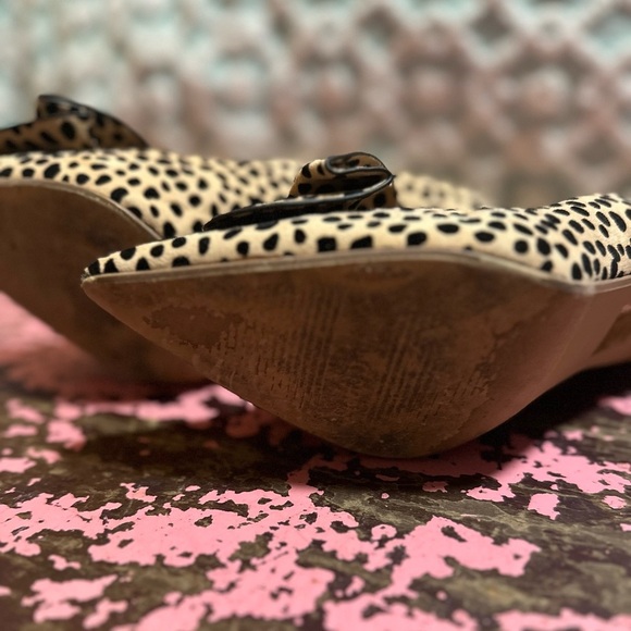 PIERRE DUMAS Leopard Bow silver heels sz 8 - Picture 2 of 12